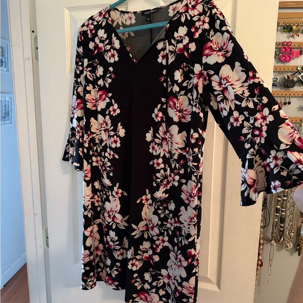 Roz & Ali Floral Long Sleeve Dress - Black and Pink